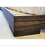 Nagano Tatami platform bed frame - closeup corner view 2