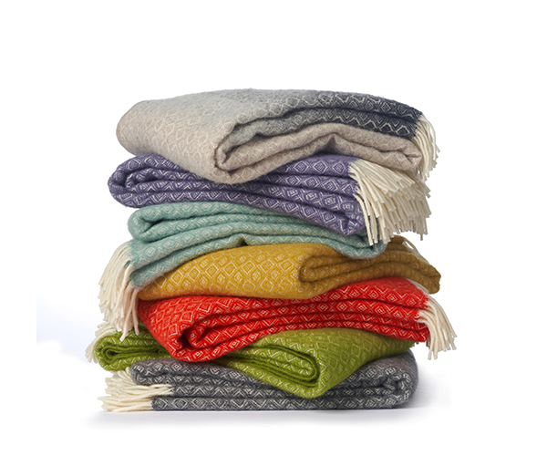 KL Havanna Wool throws